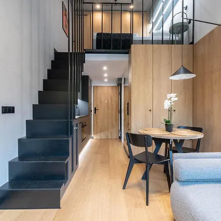 Warta Flow Apartment *