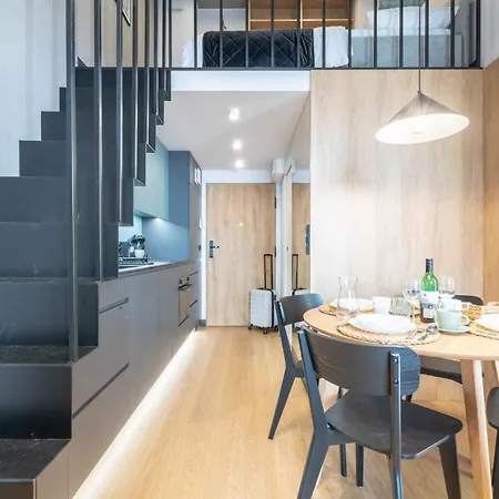 Warta Flow Apartman *